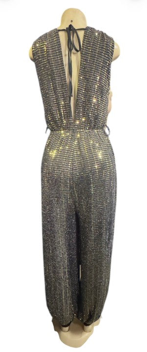 Enterizo negro y dorado